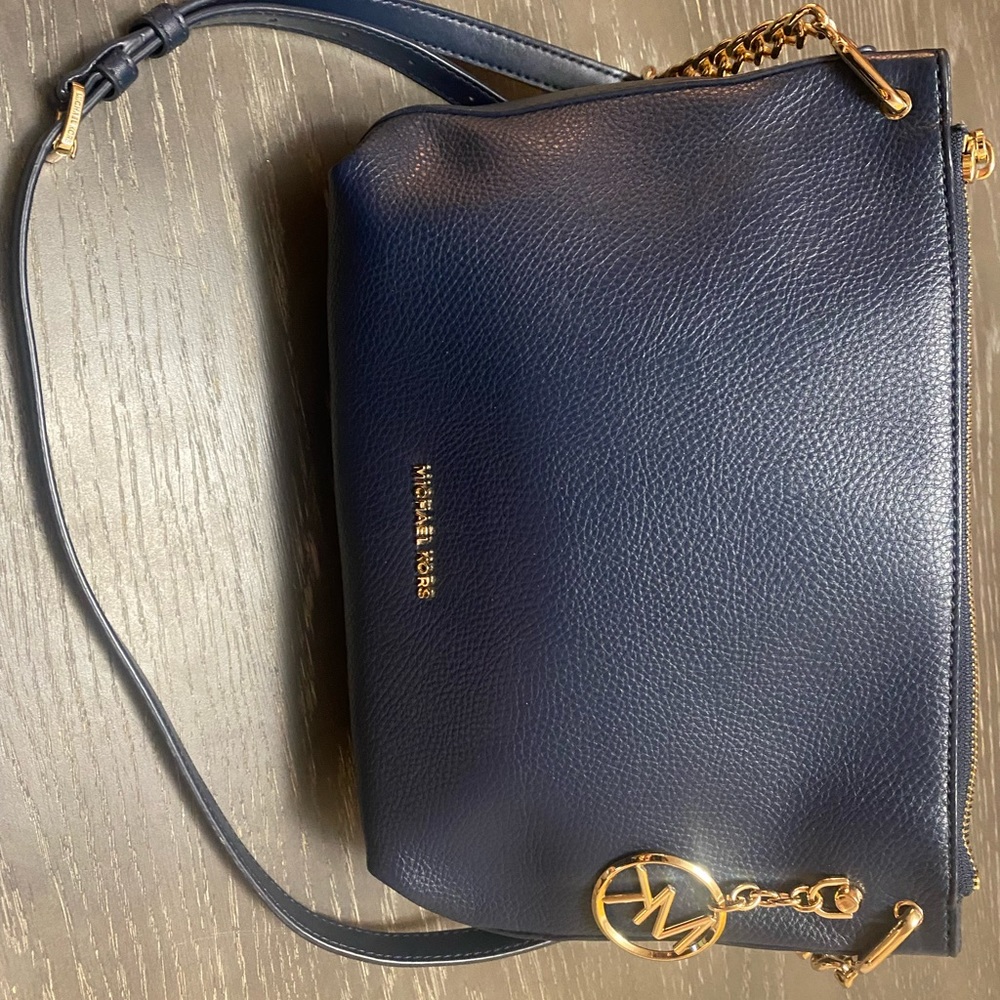 Michael kors like new condition